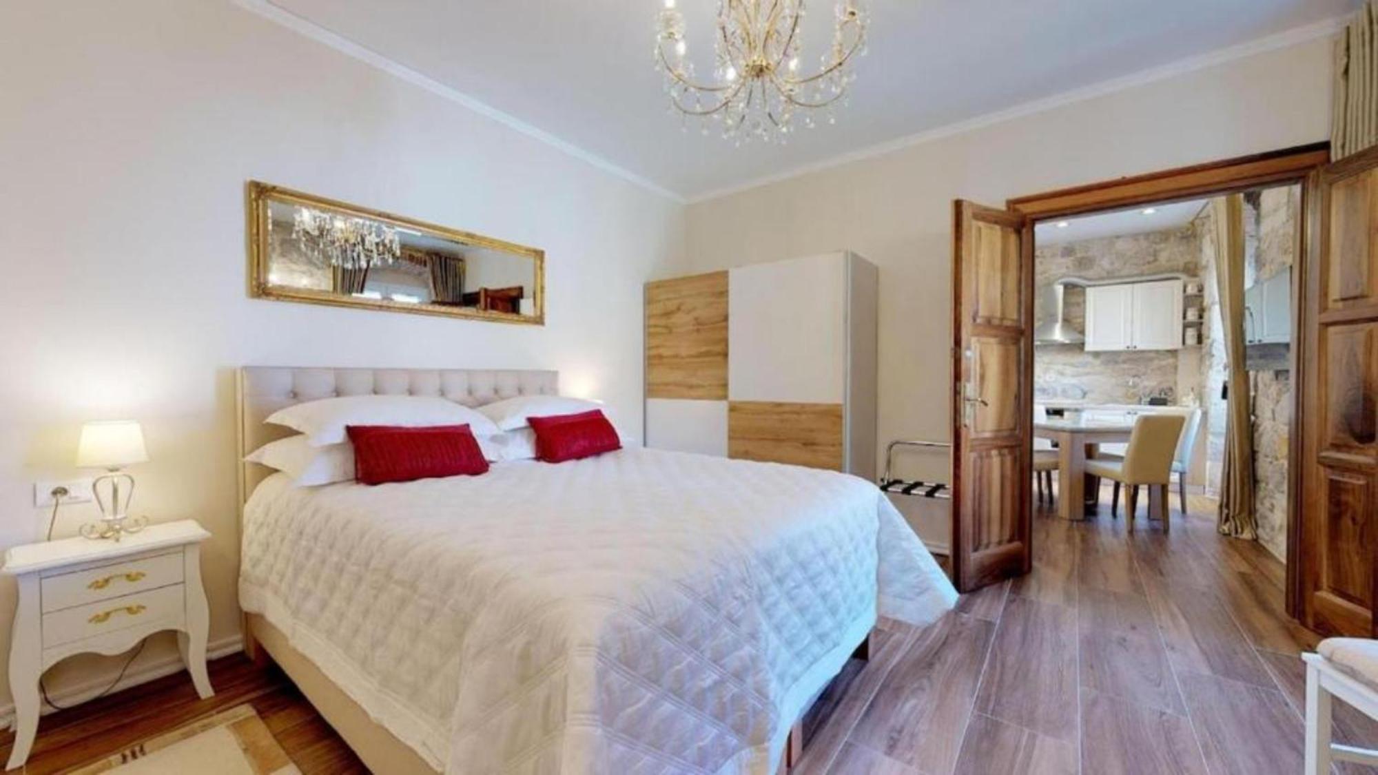 Chrysanta Apartments Σπλιτ Εξωτερικό φωτογραφία