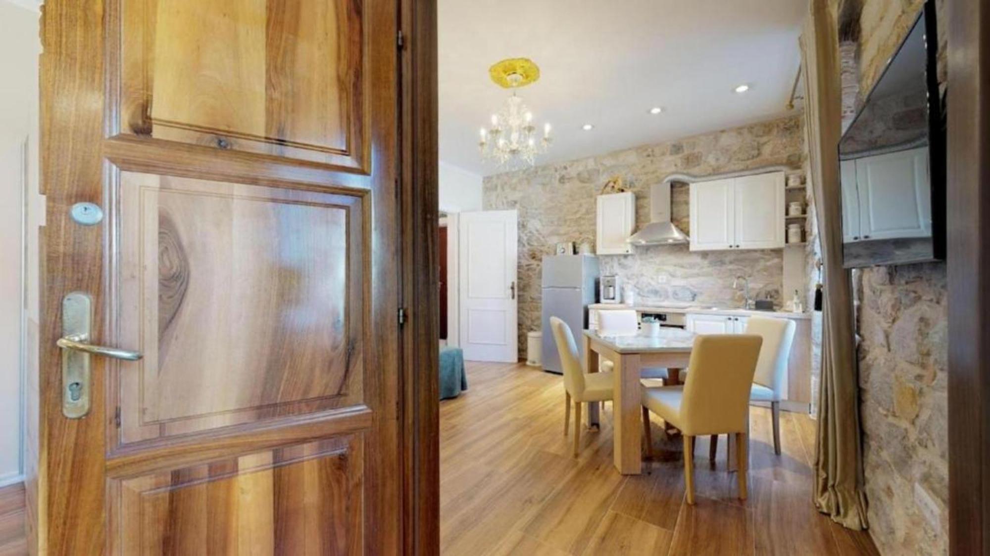 Chrysanta Apartments Σπλιτ Εξωτερικό φωτογραφία